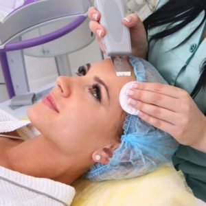 Peeling Ultrassônico: Benefícios, Efeitos Colaterais e Tratamentos